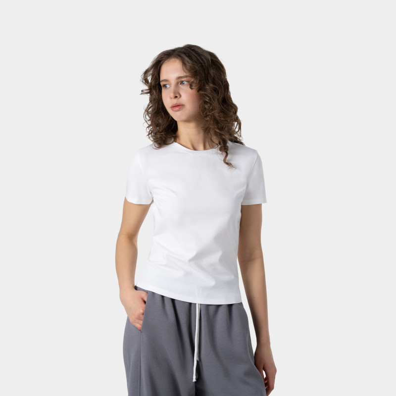 Կանացի բազային շապիկ